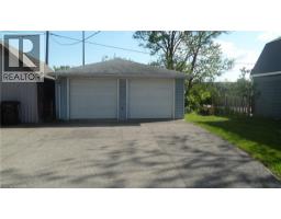 1023 WEBER Street E - 42