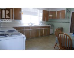 1023 WEBER Street E - 8