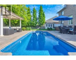 211 TERRACE WOOD Crescent - 3