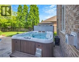 211 TERRACE WOOD Crescent - 42