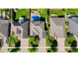211 TERRACE WOOD Crescent - 46