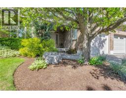 211 TERRACE WOOD Crescent - 5