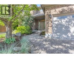 211 TERRACE WOOD Crescent - 6