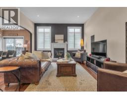 211 TERRACE WOOD Crescent - 9