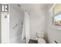 50 QUEEN MARY Crescent - 26