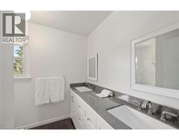 50 QUEEN MARY Crescent - 27