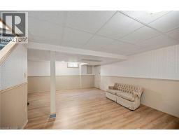 50 QUEEN MARY Crescent - 30