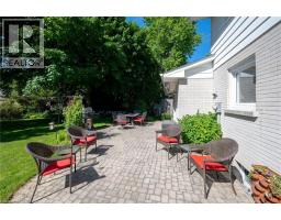50 QUEEN MARY Crescent - 34