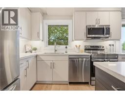 99 BYRON Avenue - 14