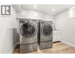 99 BYRON Avenue - 29