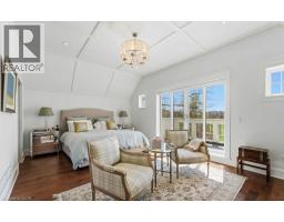 20 SHAKESPEARE Avenue - 25