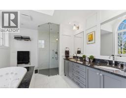 20 SHAKESPEARE Avenue - 27