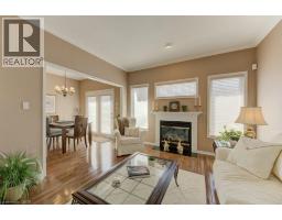 545 LAURELWOOD Drive UnitNo. 8 - 11