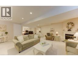 545 LAURELWOOD Drive UnitNo. 8 - 40