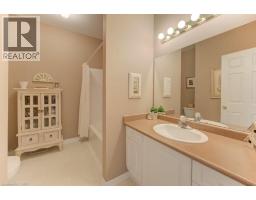 545 LAURELWOOD Drive UnitNo. 8 - 5