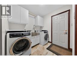 6 REGAL Drive - 16