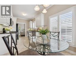 819 CREEKSIDE Drive - 11