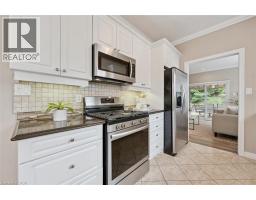 819 CREEKSIDE Drive - 13