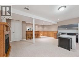 819 CREEKSIDE Drive - 28