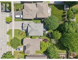 361 LAKE LOUISE Boulevard - 41
