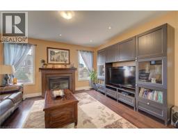 16 ENGLISH Crescent - 14