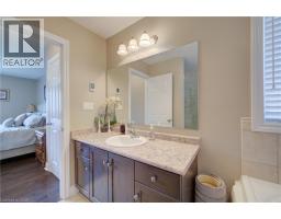 16 ENGLISH Crescent - 19