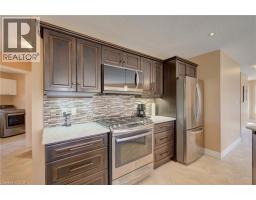 16 ENGLISH Crescent - 9