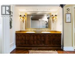 150 CAIRNCROFT Road - 29