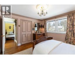150 CAIRNCROFT Road - 34