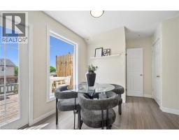 82 CATHERINE Street - 10