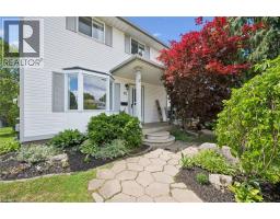 82 CATHERINE Street - 2