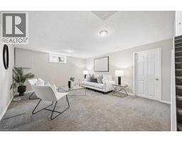 82 CATHERINE Street - 27