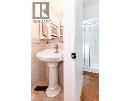 170 CANNON Street W - 9