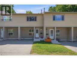 15 GREEN VALLEY Drive UnitNo. 34 - 4