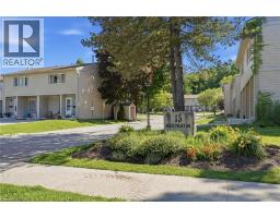 15 GREEN VALLEY Drive UnitNo. 34 - 5