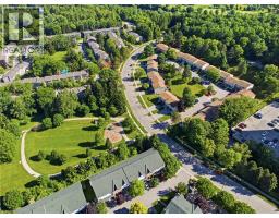 15 GREEN VALLEY Drive UnitNo. 34 - 6
