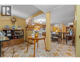 202 RAY Street N - 37