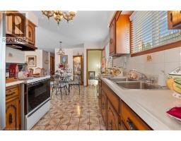 202 RAY Street N - 9