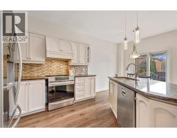 2423 VALLEY HEIGHTS Crescent - 10