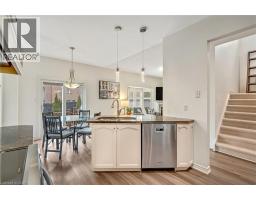 2423 VALLEY HEIGHTS Crescent - 15