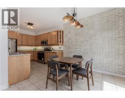 2454 SUTTON Drive - 11