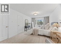 1004 ROXBOROUGH Drive - 25