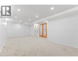 1004 ROXBOROUGH Drive - 38