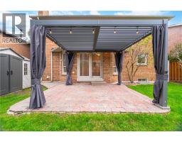 1004 ROXBOROUGH Drive - 47