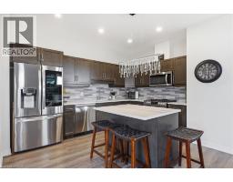160 SUSAN Drive - 13