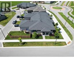 160 SUSAN Drive - 40