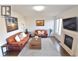 512 TERRINGTON Crescent - 4