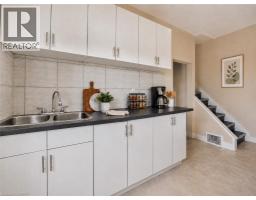 550 JAMES Street N - 16