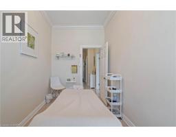 550 JAMES Street N - 18
