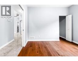 4 CLAIRFIELDS Drive - 13